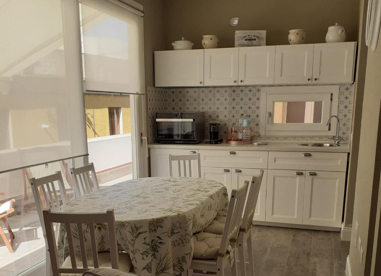 Momhouse - - Appartamento